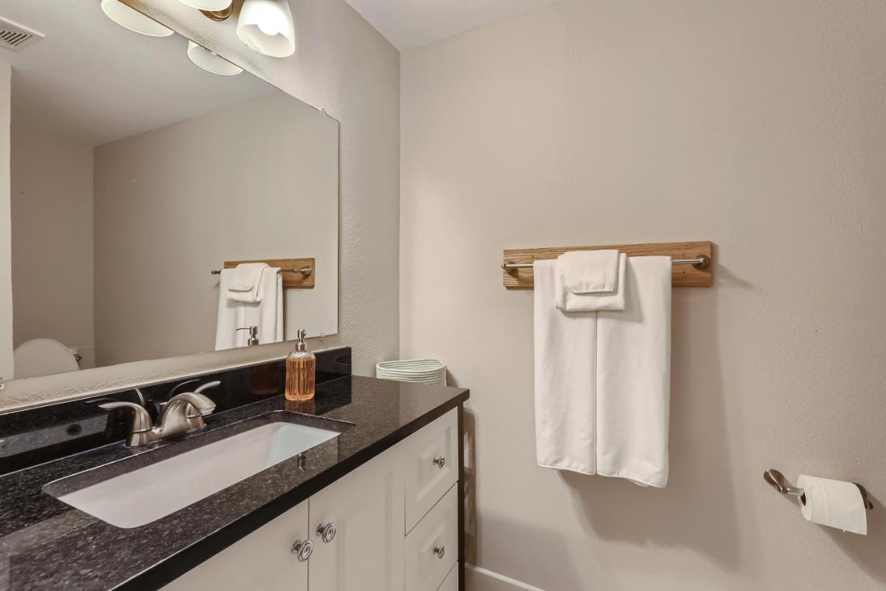 New 5 Bdrm W/pool Mins To Pearl/riverwalk/quarry Market - Sleep 12 Hébergement de vacances San Antonio